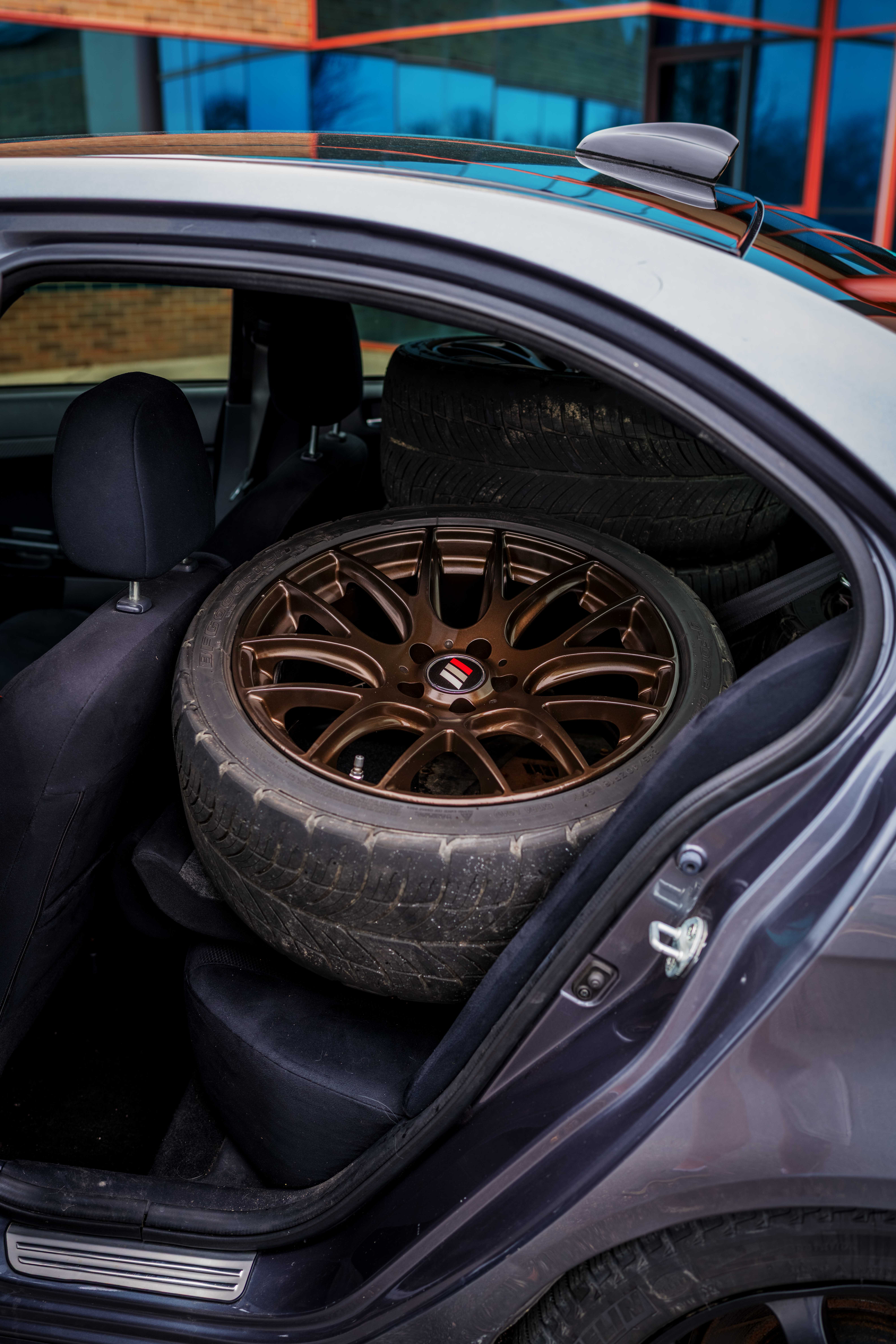 Prize Car Image 13